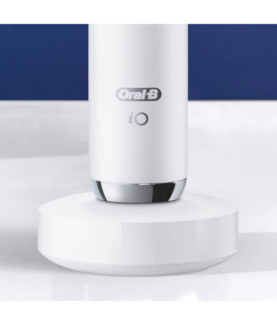 Oral-B | Electric Toothbrush | iO9 Series | Rechargeable | For adults | Number of brush heads included 1 | Number of teeth brus