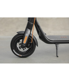 Ninebot by Segway Kickscooter F2 E, Black | Segway | Kickscooter F2 E | Up to 25 km/h | 10 " | Black