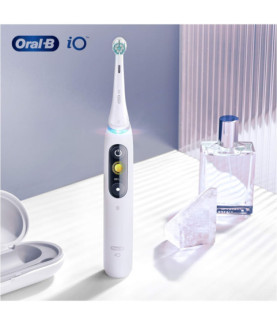 Oral-B | Cleaning Replaceable Toothbrush Heads | iO refill Gentle | Heads | For adults | Number of brush heads included 4 | Whi