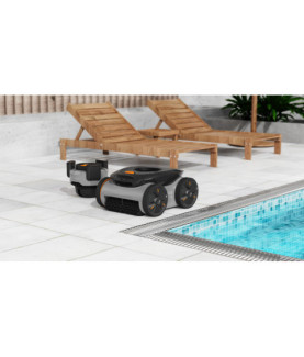 AYI | Robotic Pool Cleaner | P1