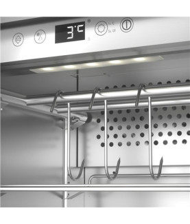 Caso | Dry aging cabinet with compressor technology | DryAged Master 63 | Energy efficiency class Not apply | Free standing | B