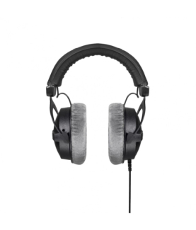 Beyerdynamic | Studio headphones | DT 770 PRO | Wired | On-Ear | Black