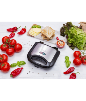 Adler | Sandwich maker | AD 3015 | 750 W | Number of plates 1 | Number of pastry 2 | Black