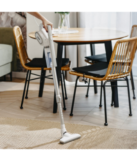 Adler | Vertical Cyclone Vacuum Cleaner | MS 7058 | Corded operating | 400 W | 220-240 V | Operating radius 8.35 m | White