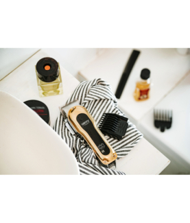 Camry Hair clipper with LCD display | CR 2844 | Cordless | Number of length steps 4 | Gold