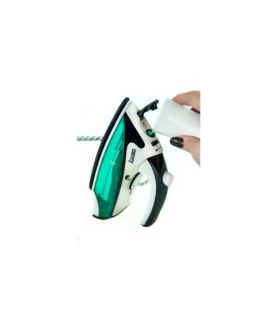 Camry | CR 5024 | Steam Travel iron | 840 W | Water tank capacity 40 ml | White/green/black