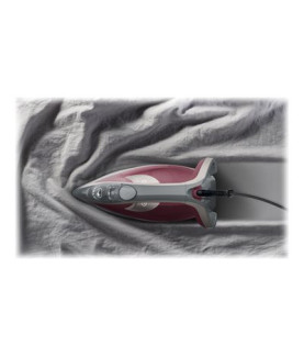 TEFAL | FV6870E0 | Steam Iron | 2800 W | Water tank capacity 270 ml | Continuous steam 40 g/min | Red/Grey